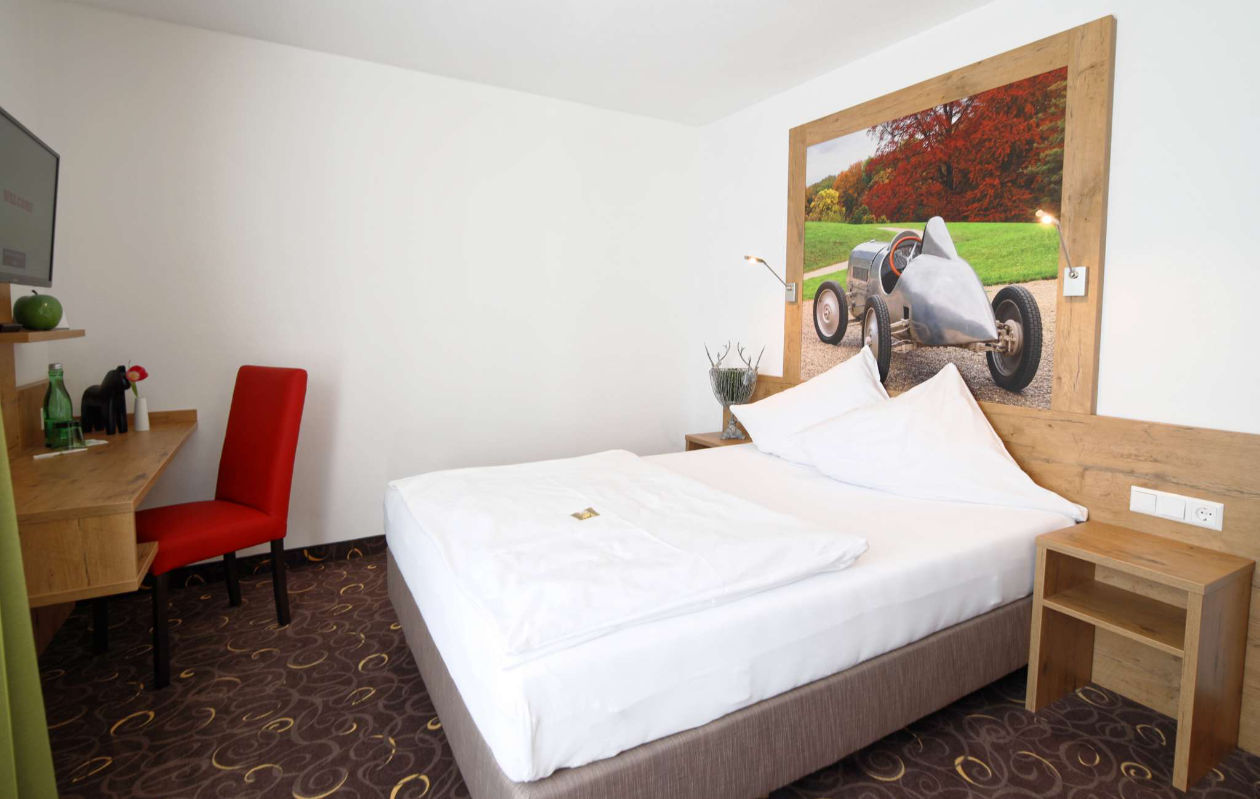 Doppelzimmer Business, Blick zum Fenster im Landhotel ALTE LINDE